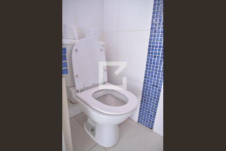 Casa à venda com 205m², 3 quartos e 3 vagasBanheiro do Quarto 1