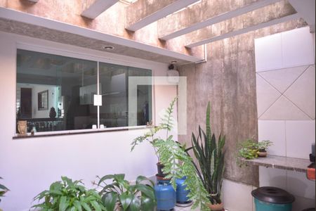 Casa à venda com 205m², 3 quartos e 3 vagasÁrea Externa