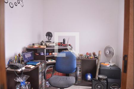 Casa à venda com 205m², 3 quartos e 3 vagasQuarto 2