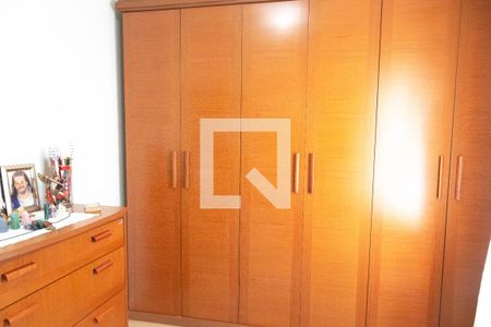 Quarto 2 de apartamento para alugar com 2 quartos, 70m² em Jardim Vila Galvao, Guarulhos