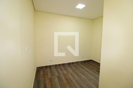 Suíte de casa para alugar com 1 quarto, 59m² em Jardim Miriam, São Paulo