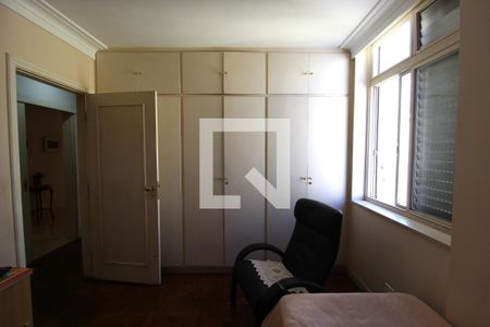 Apartamento à venda com 200m², 4 quartos e 2 vagasQuarto 2