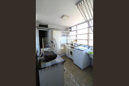 Apartamento à venda com 200m², 4 quartos e 2 vagasÁrea de Serviço