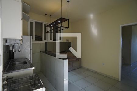 Sala / Cozinha de kitnet/studio para alugar com 1 quarto, 35m² em Piratininga, Niterói