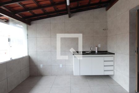 Apartamento à venda com 120m², 3 quartos e sem vagaCozinha e Área de Serviço