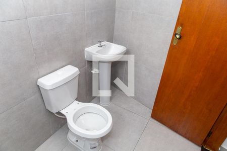 Banheiro da Suíte de casa para alugar com 3 quartos, 83m² em Vila Nova Bonsucesso, Guarulhos