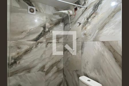 Banheiro - Suíte de apartamento para alugar com 2 quartos, 50m² em Parque Santa Fé, Porto Alegre