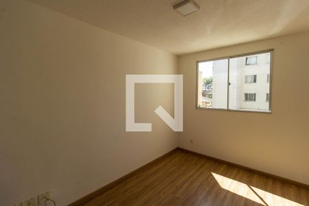 Sala de apartamento para alugar com 2 quartos, 50m² em Cohab B, Gravataí
