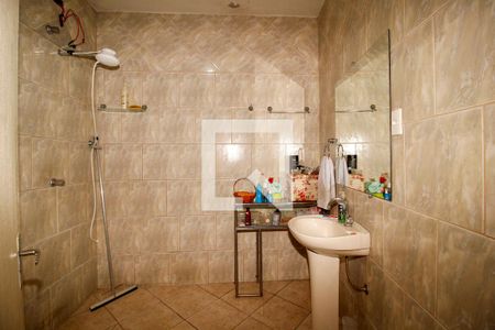 Casa à venda com 500m², 3 quartos e 3 vagasBanheiro 2