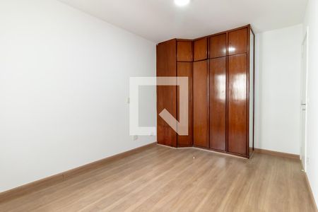 Quarto 1 de apartamento para alugar com 2 quartos, 80m² em Moema, São Paulo