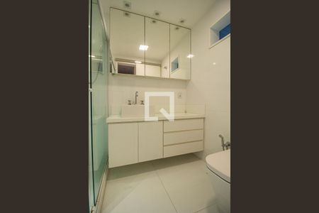 Banheiro da Suíte 1 de apartamento para alugar com 2 quartos, 69m² em Praça da Bandeira, Rio de Janeiro