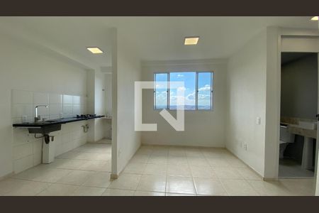 Cozinha de apartamento para alugar com 2 quartos, 48m² em Palmeiras, Belo Horizonte
