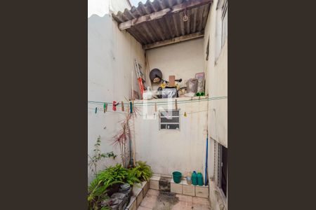 Casa para alugar com 132m², 4 quartos e sem vaga Casa para alugar com 132m², 4 quartos e sem vagaQuintal