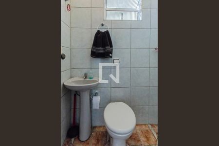 Casa para alugar com 132m², 4 quartos e sem vaga Casa para alugar com 132m², 4 quartos e sem vagaBanheiro de serviço