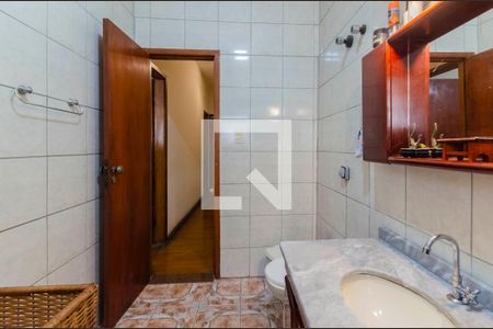 Casa para alugar com 132m², 4 quartos e sem vaga Casa para alugar com 132m², 4 quartos e sem vagaBanheiro