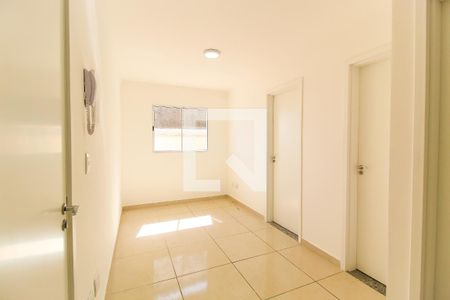Sala de apartamento para alugar com 2 quartos, 40m² em Cidade Líder, São Paulo