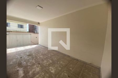 Casa à venda com 3 quartos, 253m² em Eldorado, Contagem