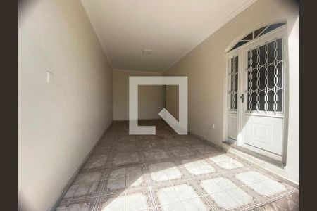 Casa à venda com 3 quartos, 253m² em Eldorado, Contagem