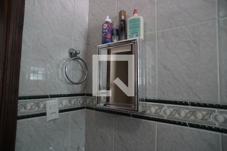 Casa à venda com 203m², 4 quartos e 2 vagasBanheiro Social