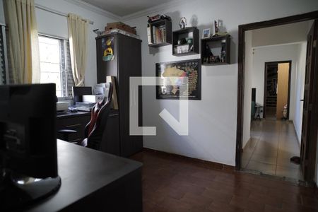 Casa à venda com 203m², 4 quartos e 2 vagasQuarto 3