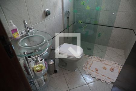 Casa à venda com 203m², 4 quartos e 2 vagasBanheiro Social