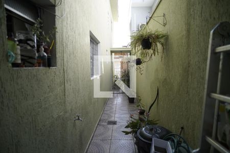 Casa à venda com 203m², 4 quartos e 2 vagasCorredor Lateral