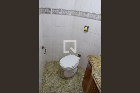 Apartamento à venda com 144m², 3 quartos e 2 vagasDetalhe do Lavabo