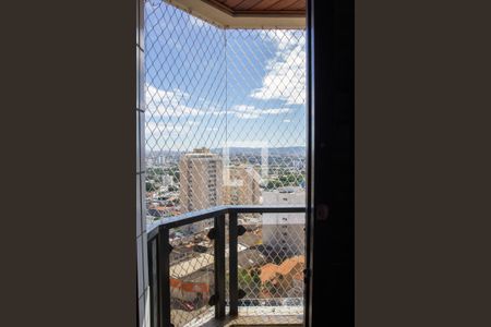 Apartamento à venda com 144m², 3 quartos e 2 vagasSacada do  quarto 3