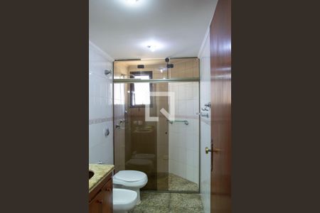 Apartamento à venda com 144m², 3 quartos e 2 vagasBanheiro da Suíte