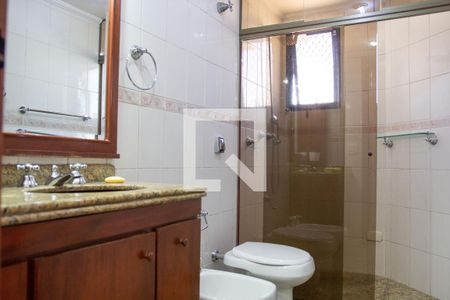 Apartamento à venda com 144m², 3 quartos e 2 vagasBanheiro da Suíte