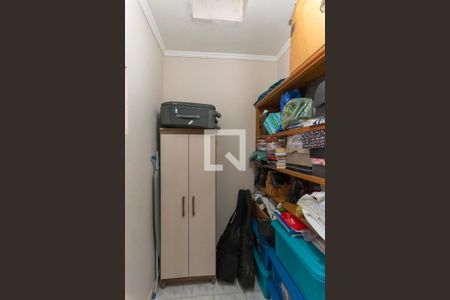 Casa à venda com 314m², 4 quartos e 6 vagas Casa à venda com 314m², 4 quartos e 6 vagasEscritório