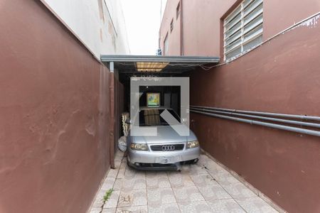 Casa à venda com 314m², 4 quartos e 6 vagas Casa à venda com 314m², 4 quartos e 6 vagasGaragem