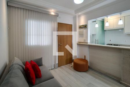 Sala de apartamento para alugar com 2 quartos, 45m² em Guilhermina, Praia Grande