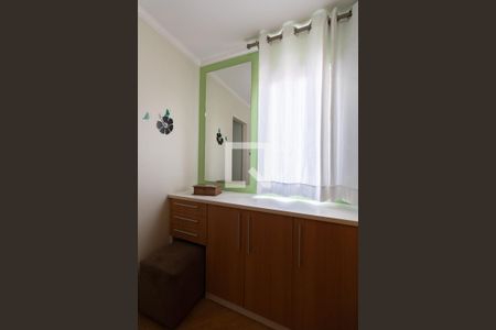 Apartamento à venda com 72m², 2 quartos e 1 vaga Apartamento à venda com 72m², 2 quartos e 1 vagaCloset Quarto 2