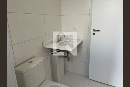 Apartamento à venda com 98m², 2 quartos e 2 vagasBanheiro da Suíte 1