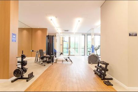 Apartamento à venda com 98m², 2 quartos e 2 vagas Apartamento à venda com 98m², 2 quartos e 2 vagasÁrea comum - Academia