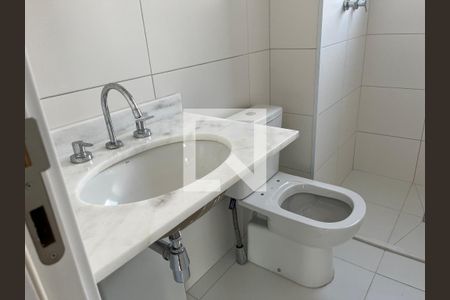 Apartamento à venda com 98m², 2 quartos e 2 vagasBanheiro da Suíte 2
