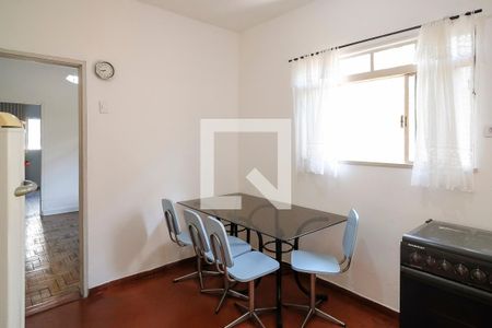 Casa à venda com 146m², 4 quartos e 2 vagasCozinha casa 1