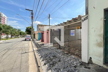 Casa à venda com 146m², 4 quartos e 2 vagasFachada