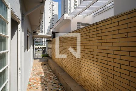 Casa à venda com 146m², 4 quartos e 2 vagasQuintal