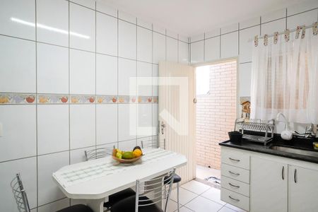 Casa à venda com 146m², 4 quartos e 2 vagasCozinha casa 2