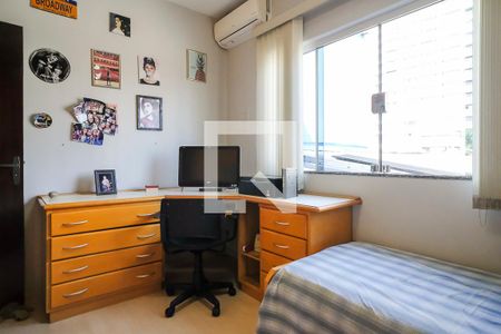 Casa à venda com 146m², 4 quartos e 2 vagasQuarto 2 casa 2