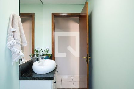 Casa à venda com 146m², 4 quartos e 2 vagasLavabo casa 2