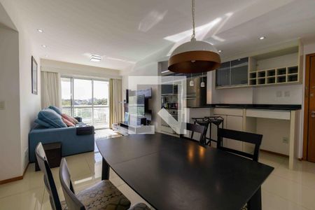 Sala de apartamento para alugar com 3 quartos, 88m² em Recreio dos Bandeirantes, Rio de Janeiro