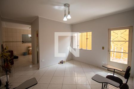Sala de casa para alugar com 5 quartos, 250m² em Vila Robertina, São Paulo