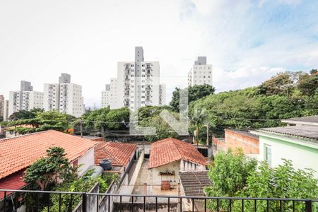 Casa à venda com 199m², 4 quartos e 8 vagas Casa à venda com 199m², 4 quartos e 8 vagasVista da Varanda