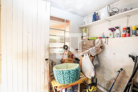 Casa à venda com 199m², 4 quartos e 8 vagas Casa à venda com 199m², 4 quartos e 8 vagasDispensa casa 2