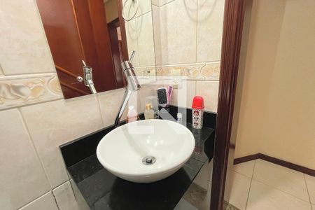 Casa à venda com 250m², 3 quartos e 1 vagaBanheiro 1