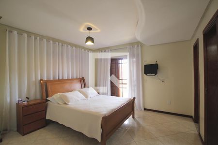 Casa à venda com 250m², 3 quartos e 1 vagaSuíte