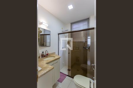 Apartamento para alugar com 66m², 2 quartos e 1 vaga Apartamento para alugar com 66m², 2 quartos e 1 vagaBanheiro